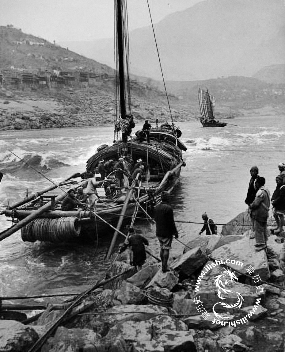 在历史中消失的三峡纤夫 - 爱历史 - 爱历史---老照片的故事