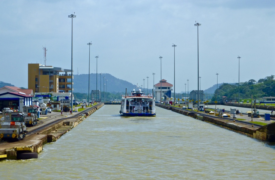巴拿马运河二级船闸panamacanal