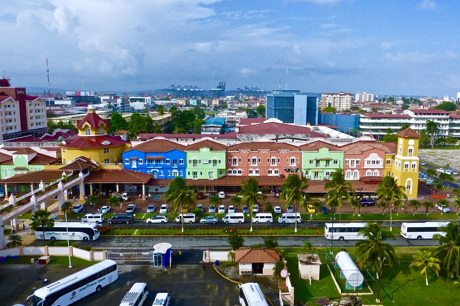 巴拿马运河科隆港湾panamacanal