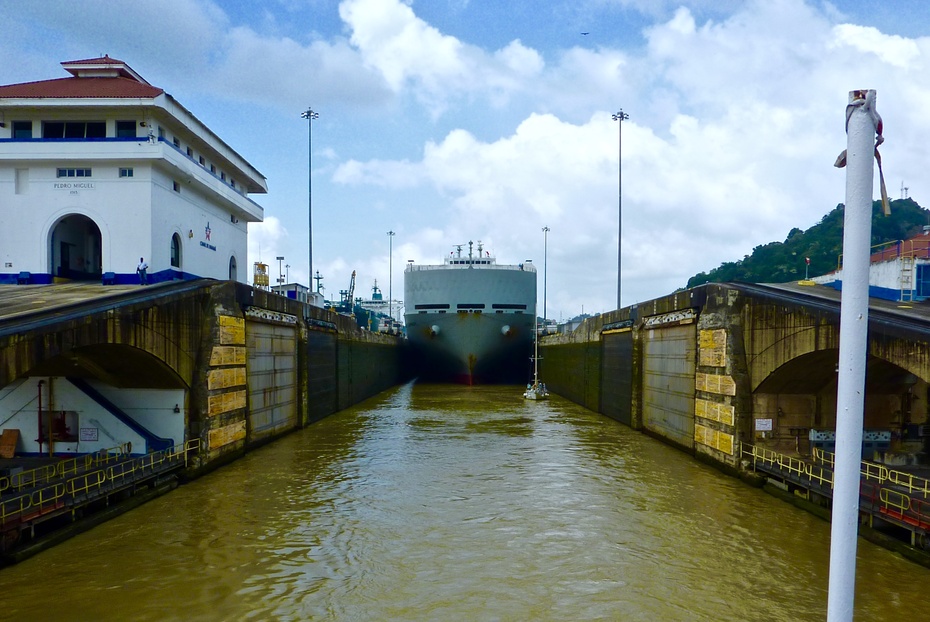 巴拿马运河水闸图片