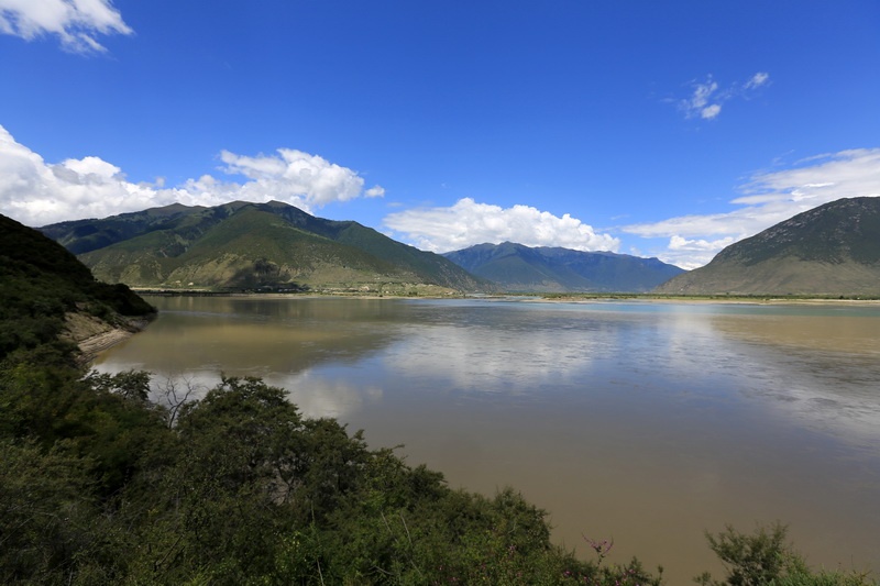 江河汇流