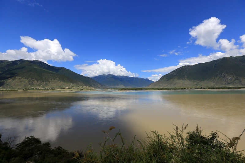 江河汇流