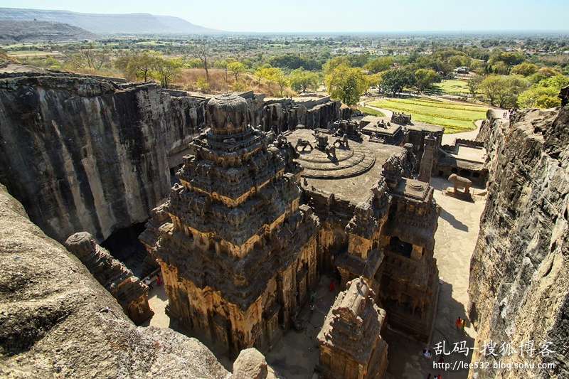 印度埃洛拉石窟,全球最匪夷所思的建筑奇迹