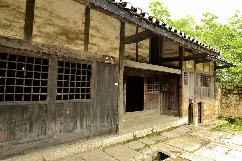 摄影习作(2014—209)—参观 息烽集中营旧址