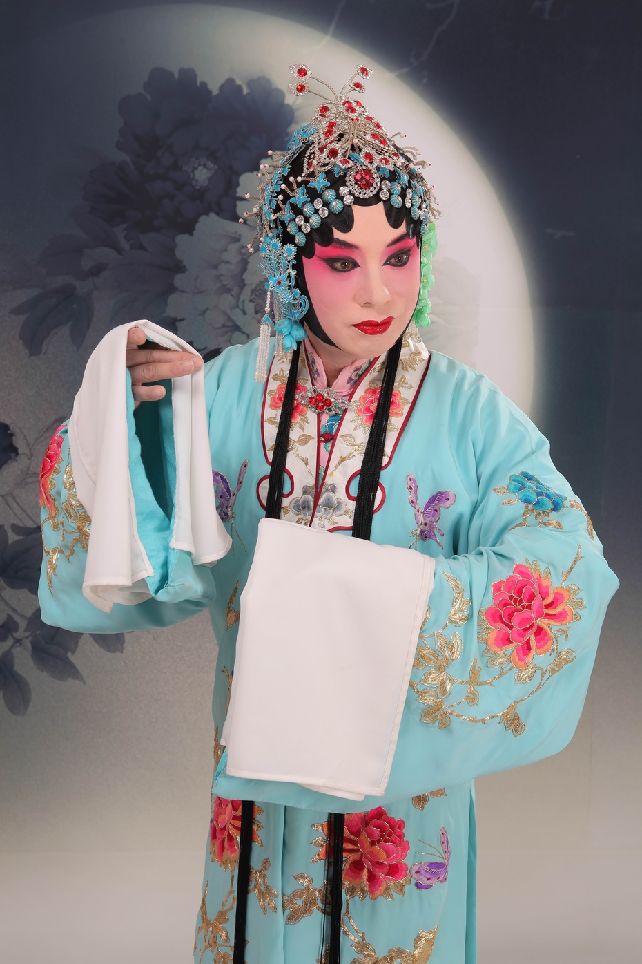 扮戏拍摄剧照再访北京华韵,美艳旦角容妆体验让我欣喜万分-搜狐京剧之