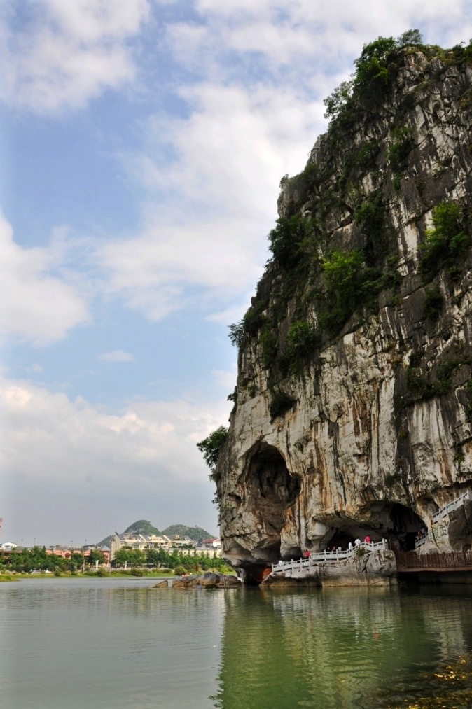 伏波胜景:桂林伏波山