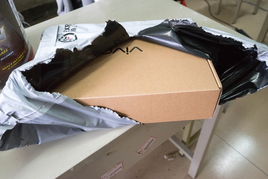 撕开顺丰袋子的那种感觉倍爽