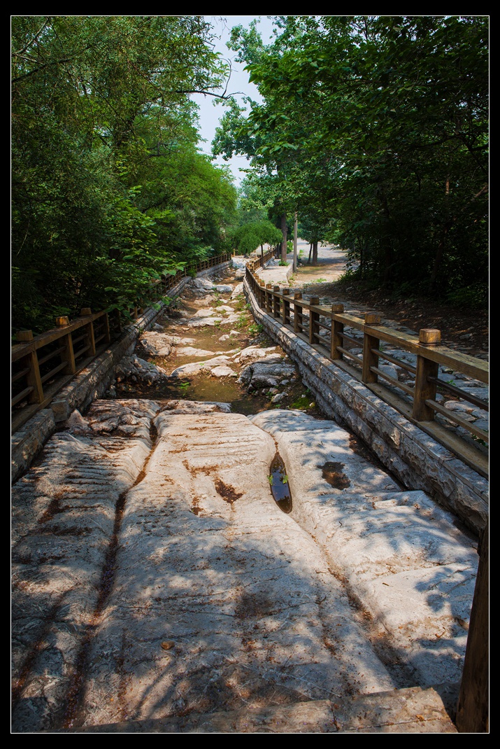 历史的见证:秦皇古道(之一)