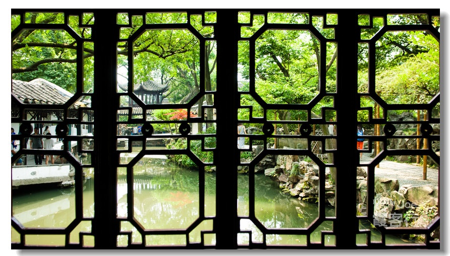 波间涌出蓬莱岛 庭院深深拙政园