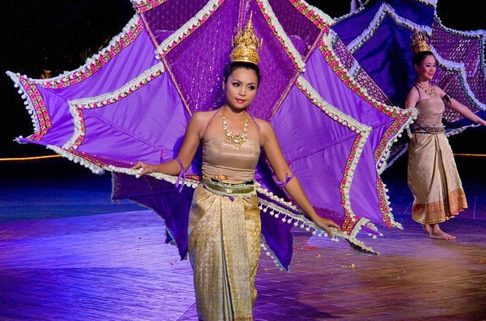 泰国.清迈.莺歌燕舞帝王餐