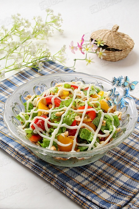 生菜甜椒沙拉脆爽开胃生财美满年味儿