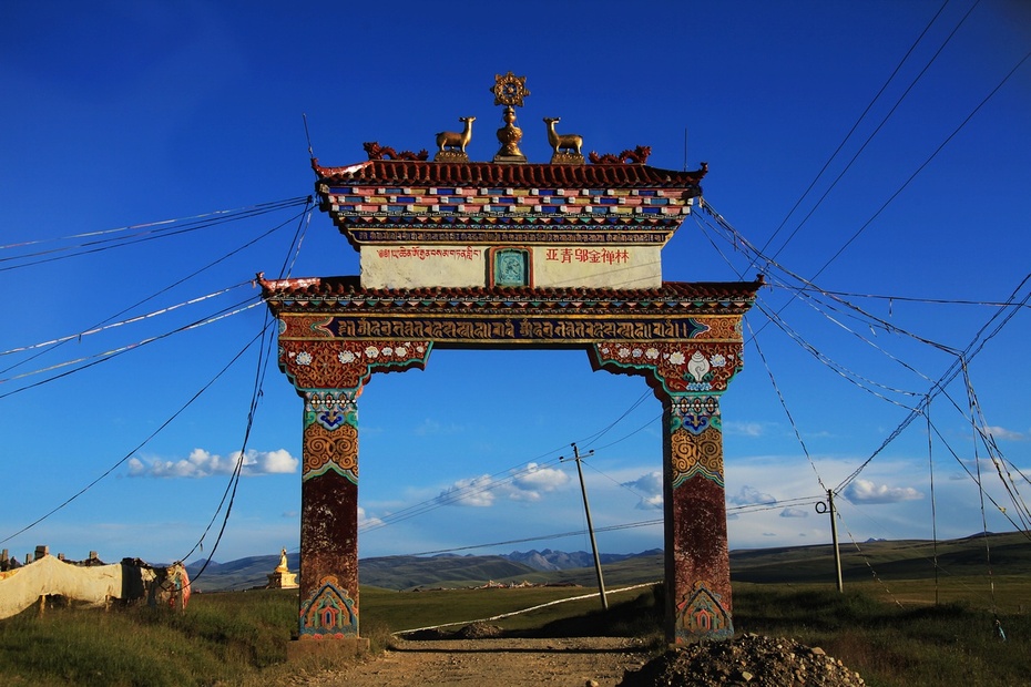 女性出家人最多之地:神秘的亚青寺觉姆岛