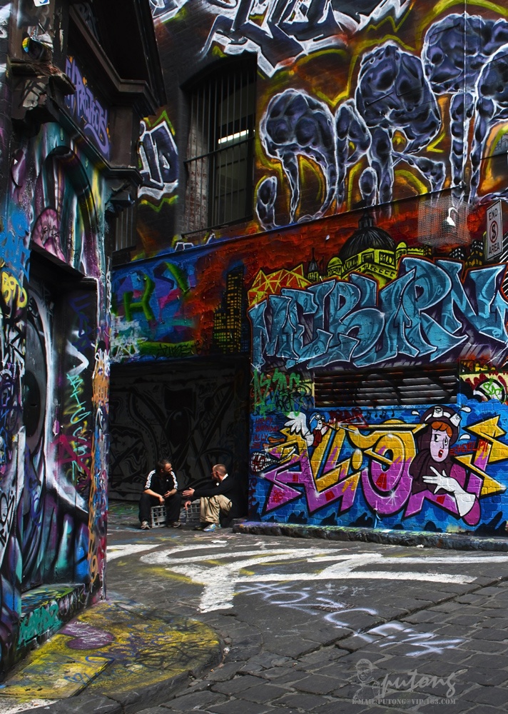 墨尔本霍西尔巷涂鸦墙是如何创作的