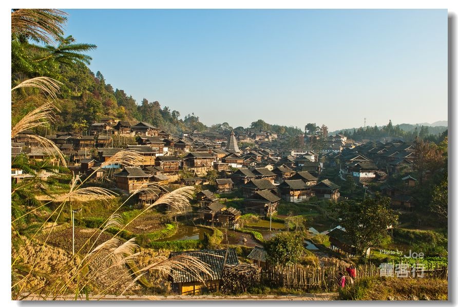 多彩贵州岜扒侗寨--路上的最美光影