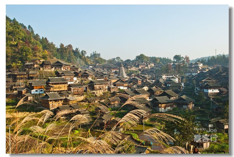 多彩贵州岜扒侗寨--路上的最美光影