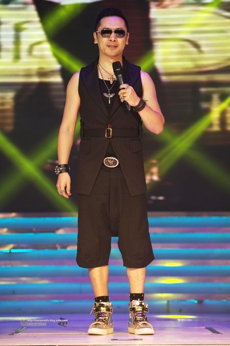 鹏飞无限斯卡拉演艺秀场【我的自驾长征路(二十)——黑龙江哈尔滨】