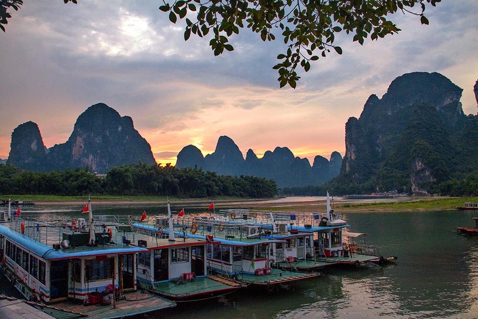 漓江游记之六——兴坪码头红霞满天