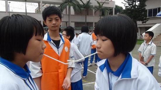 富安中学开展综合学科活动 - 顺德区勒流富安初级中学初一3班的餐客