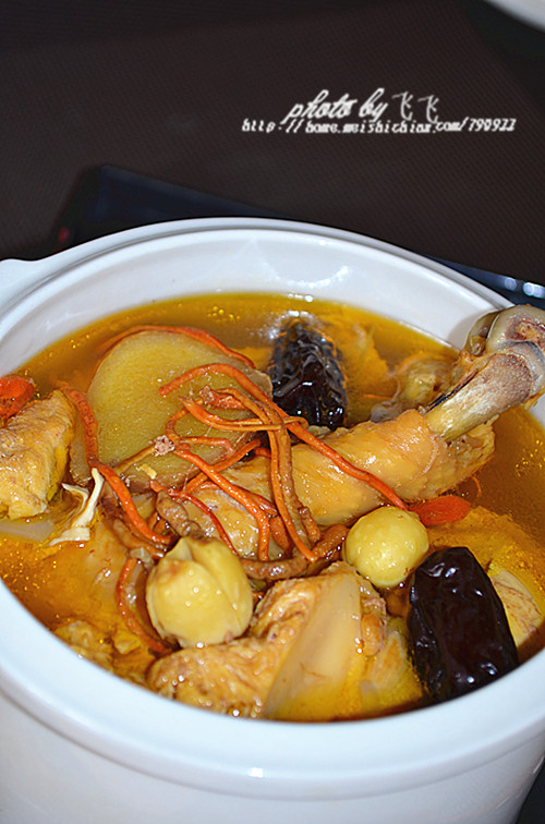 【"虫草"鸡汤】——美味养生汤