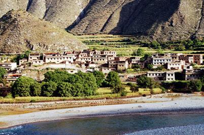 8木里风光水洛贡嘎云揽堡瀑布宣瓦公母温泉俄喜节旭米人的奇特婚俗