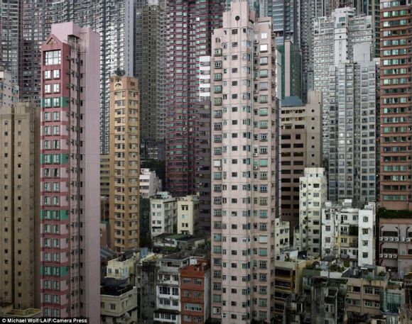 香港面积多少平方公里人口_世界最富有的10座大城市,中日韩占了一半,这些城市