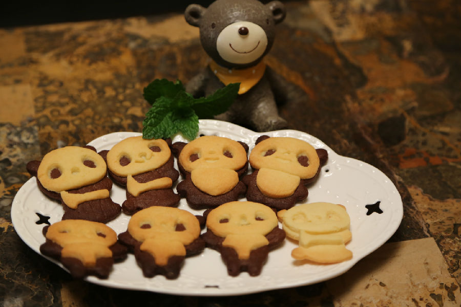 萌到极点的双色熊熊饼干