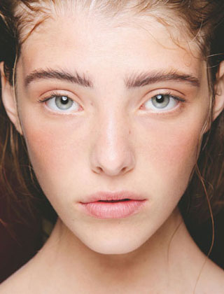 夏季星座女的桃花开运彩妆